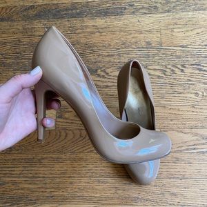 Jessica Simpson Beige Stiletto Heels